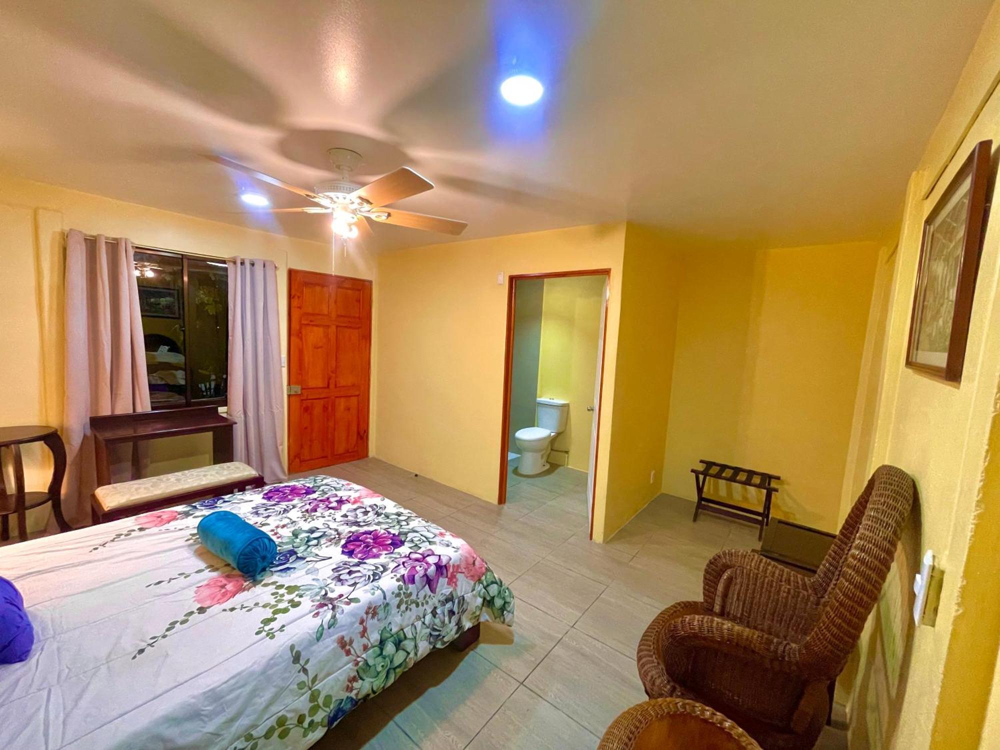 Hotel Tierra De Volcanes La Fortuna Extérieur photo