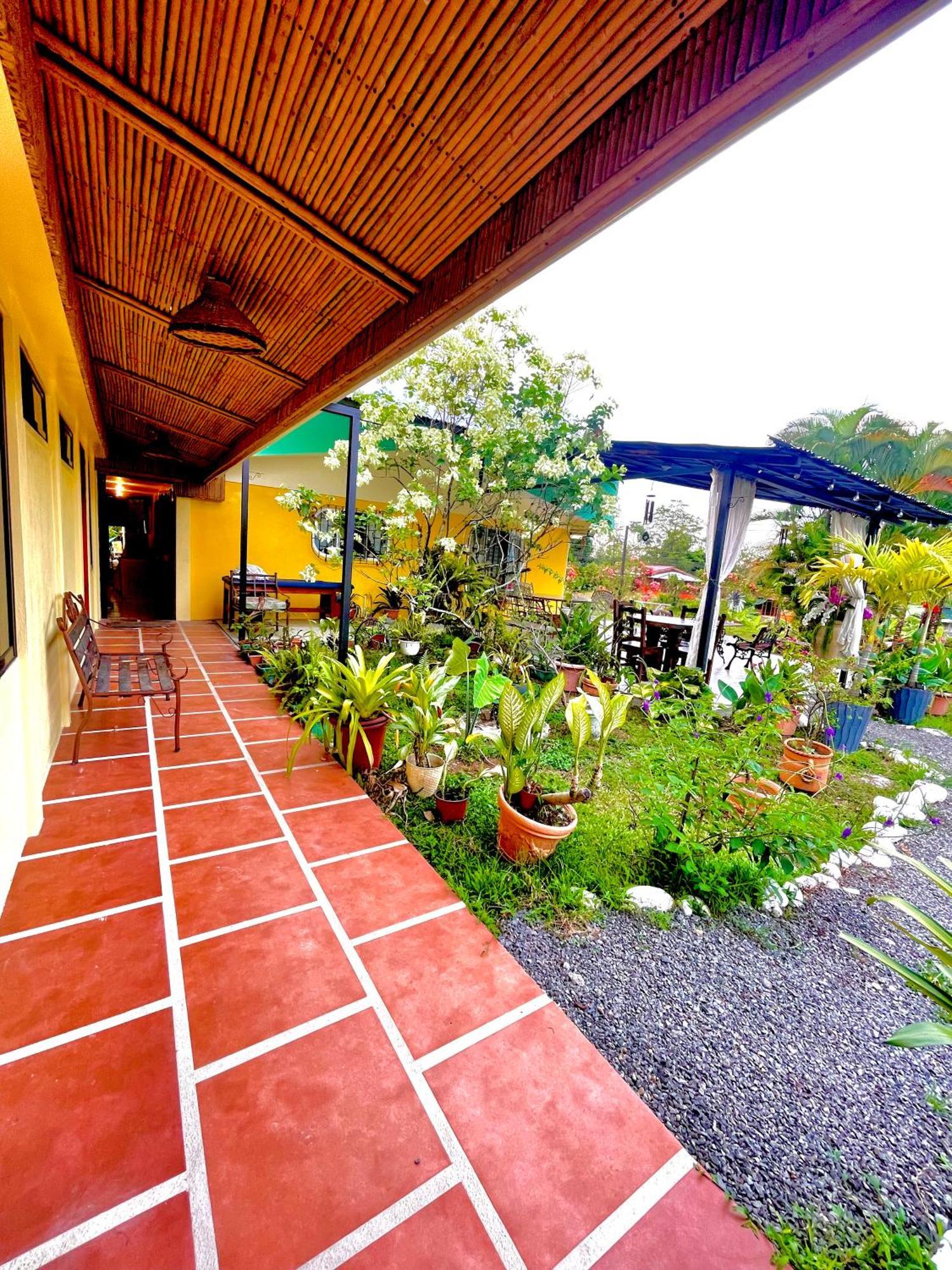Hotel Tierra De Volcanes La Fortuna Extérieur photo